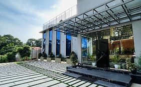 Miracle Hotel And Resorts